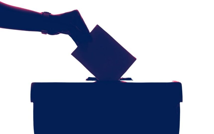 Democracia en crisis: México y el mundo enfrentan retrocesos